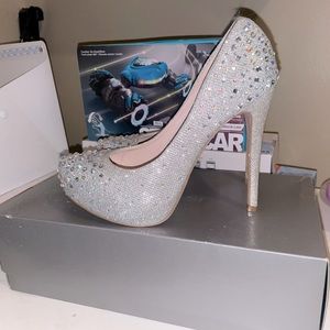 Fabulicious DESTINY-06R SLV Glitter Mesh Fabric - New, Size 8.5, 9.5